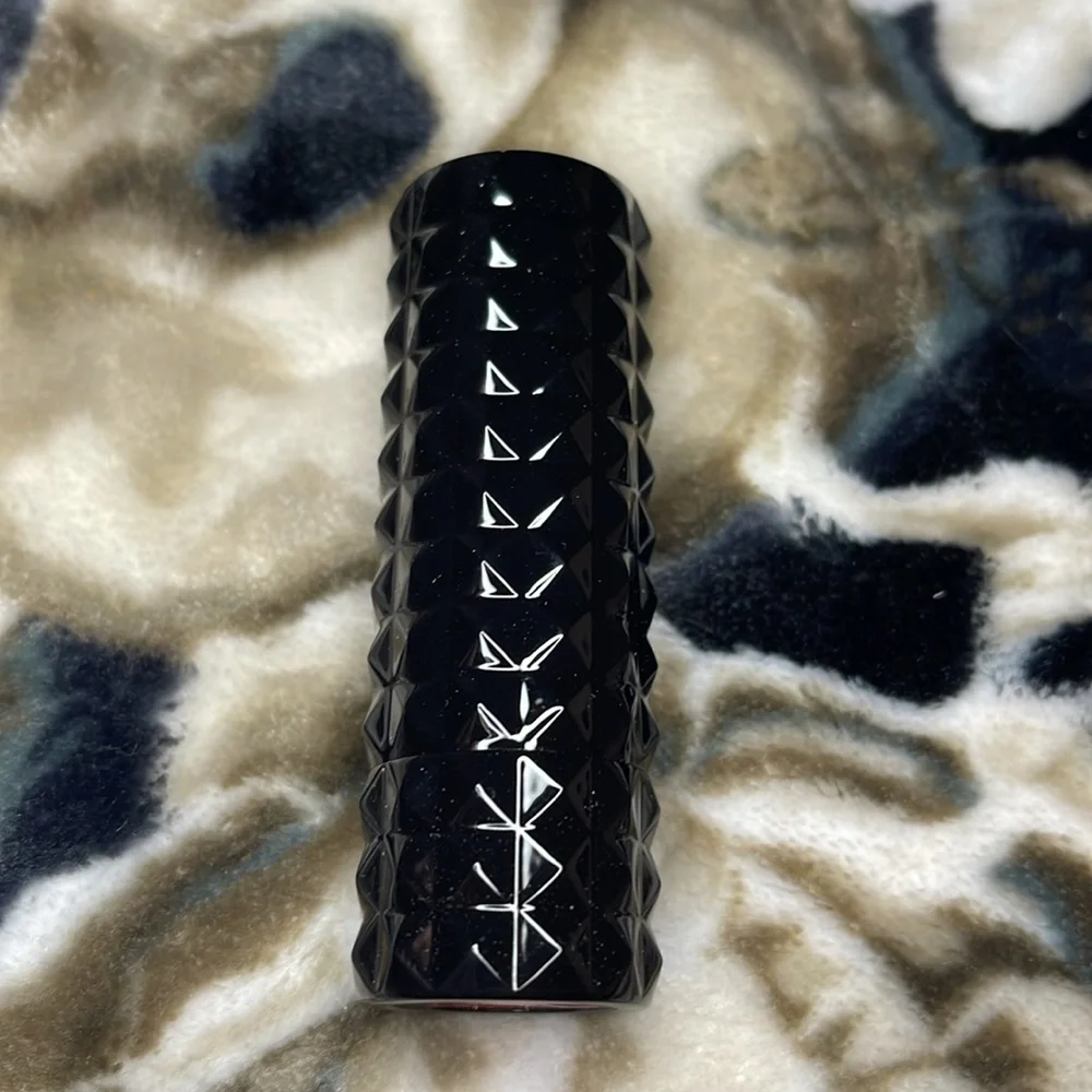 RARE Kat Von D A-Go-Go Studded Kiss Creme Lipstick
